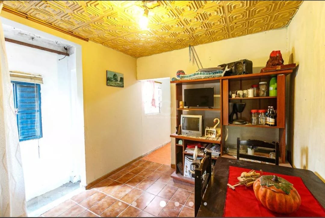 Casa à venda com 2 quartos, 30m² - Foto 15