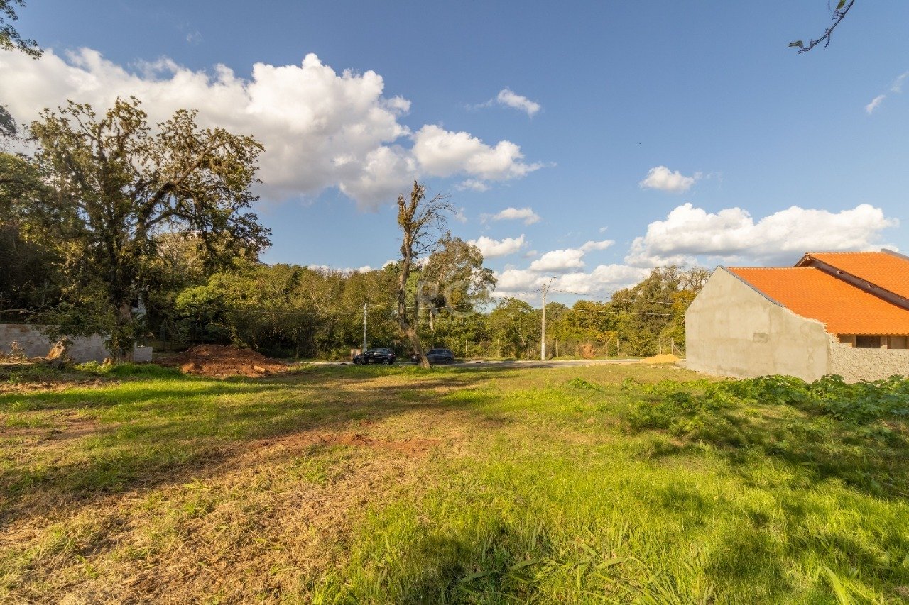 Terreno à venda, 600m² - Foto 1