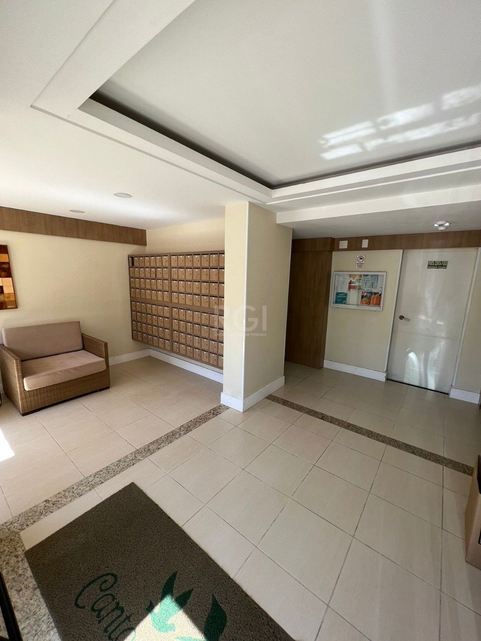 Apartamento à venda com 2 quartos, 76m² - Foto 2