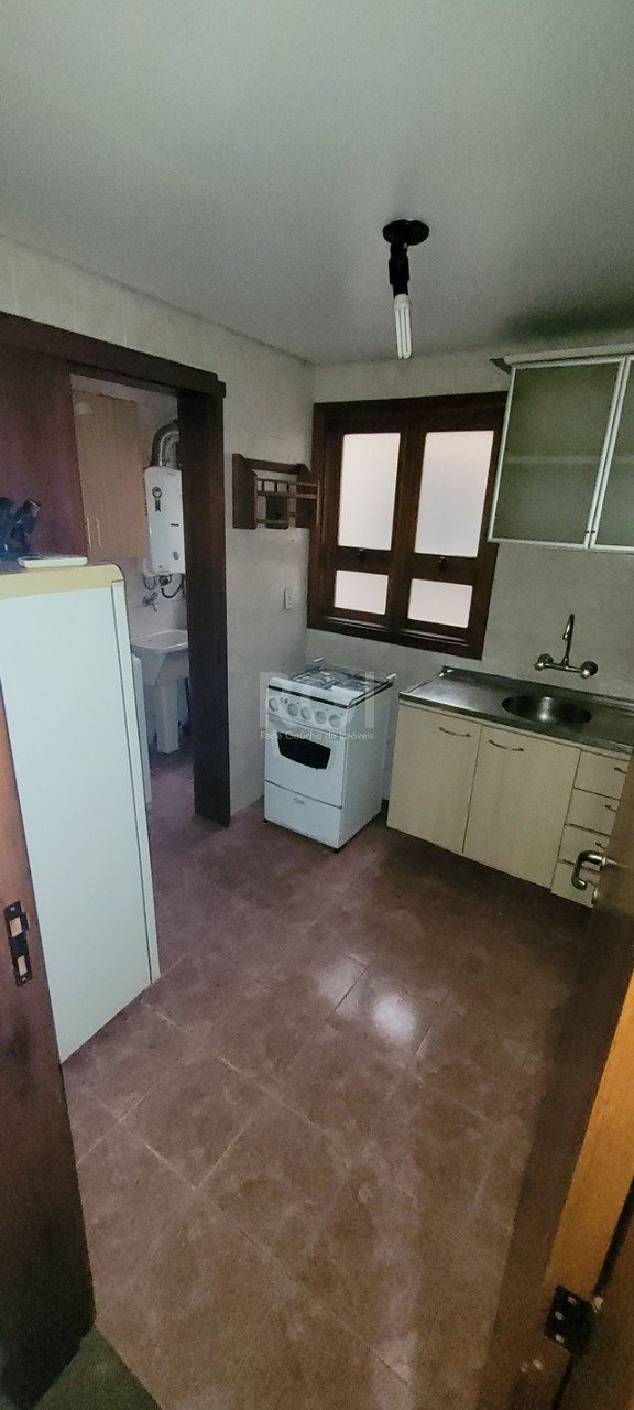 Apartamento à venda com 1 quarto, 50m² - Foto 4