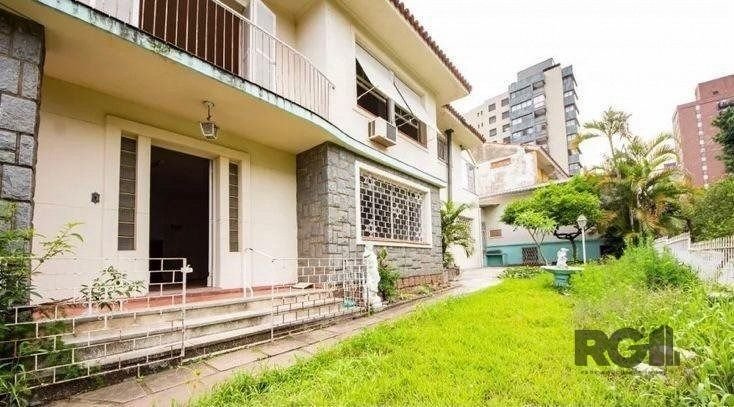 Casa com 250m², 3 dormitórios, 1 suíte, 3 vagas no bairro Rio Branco em Porto Alegre para Comprar