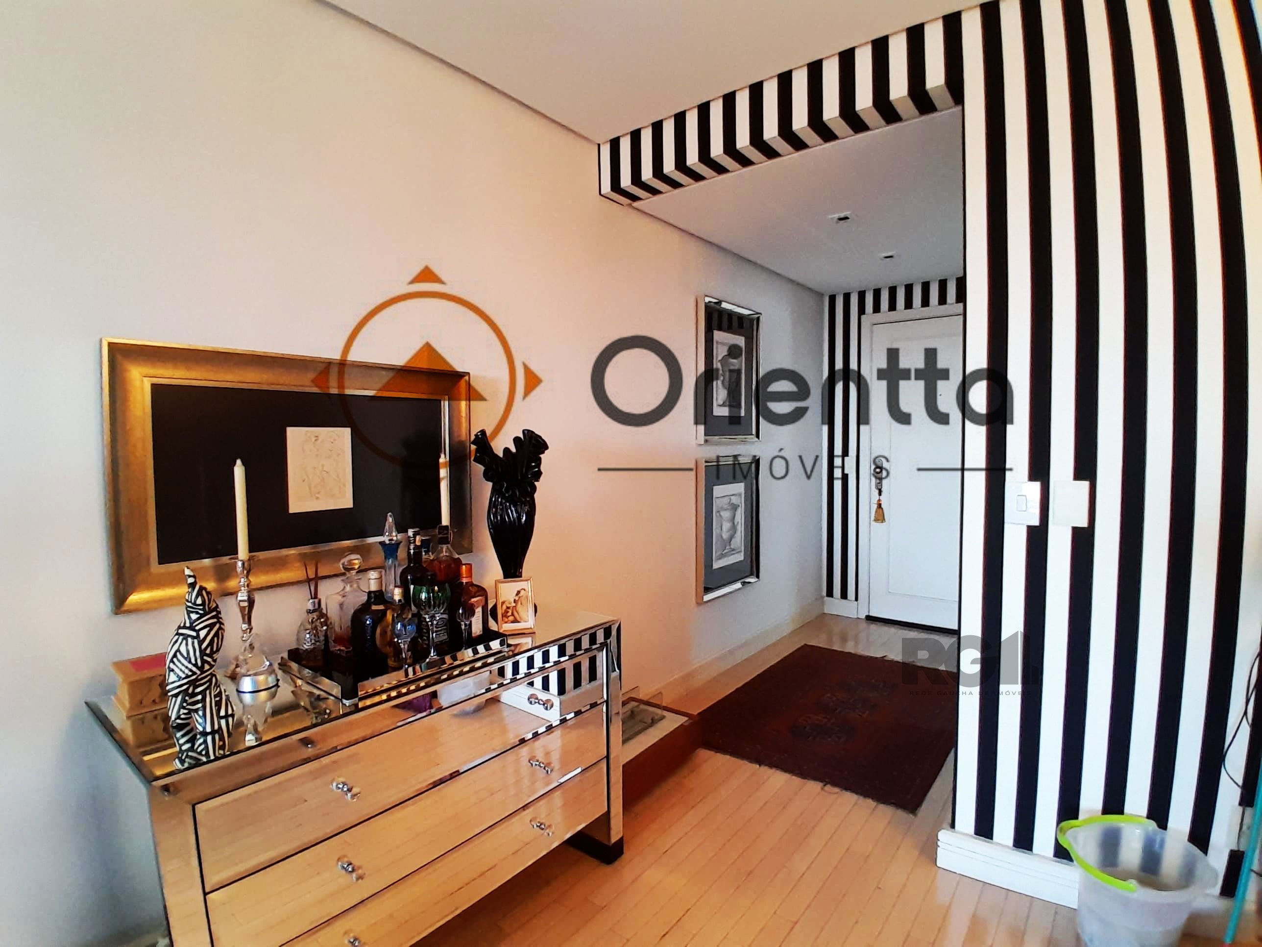 Apartamento à venda com 2 quartos, 101m² - Foto 1