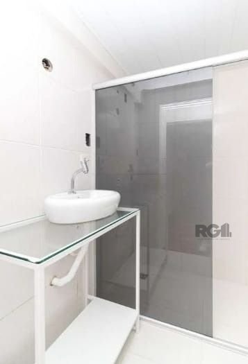 Apartamento à venda com 2 quartos, 64m² - Foto 11