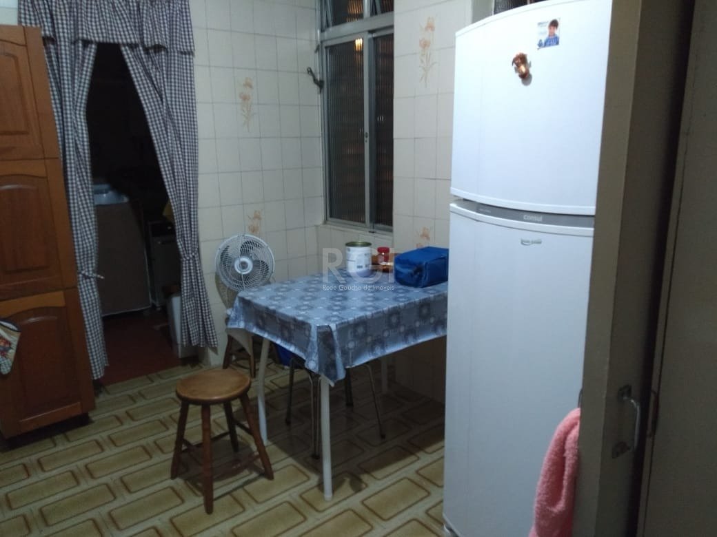 Apartamento à venda com 3 quartos, 80m² - Foto 4