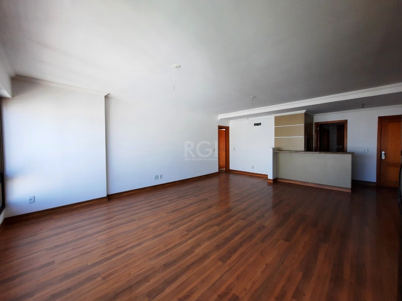 Apartamento à venda com 3 quartos, 121m² - Foto 2