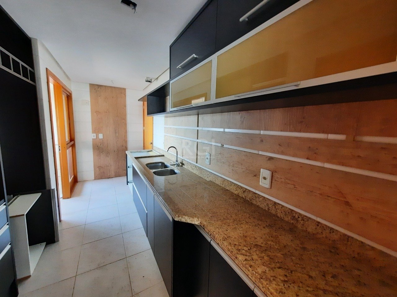 Apartamento à venda com 3 quartos, 121m² - Foto 6