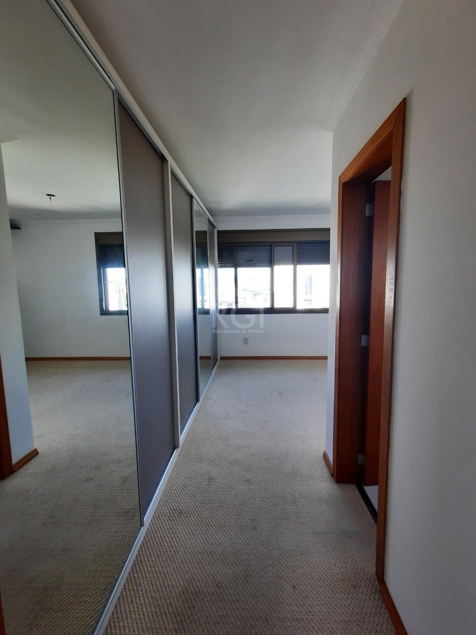 Apartamento à venda com 3 quartos, 121m² - Foto 17