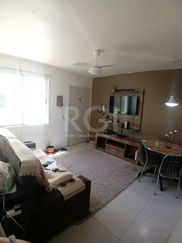 Apartamento à venda com 1 quarto, 40m² - Foto 2