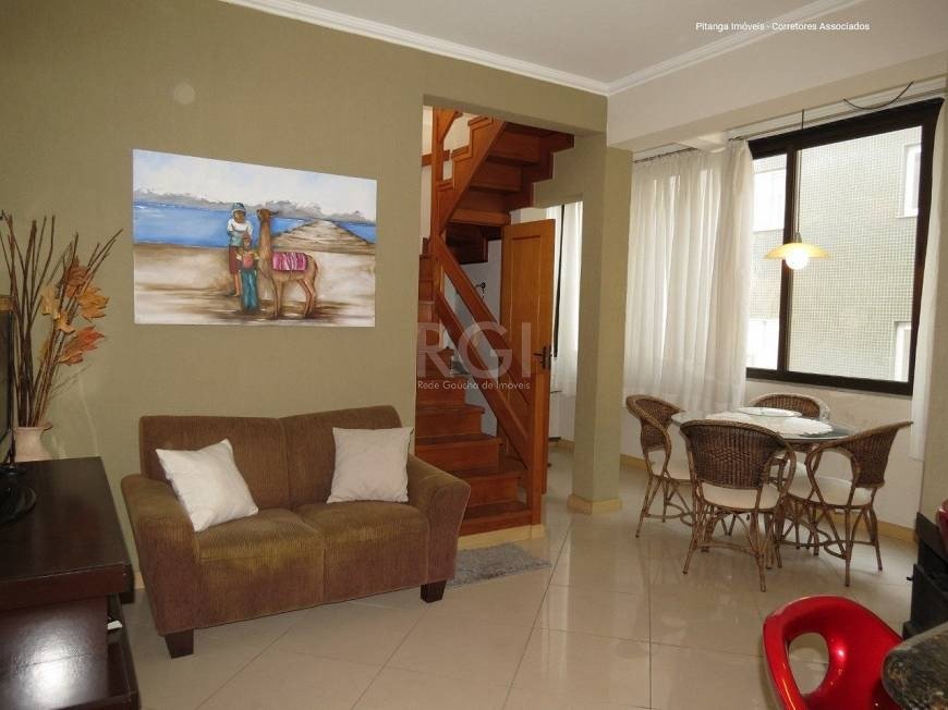 Apartamento à venda com 2 quartos, 81m² - Foto 2