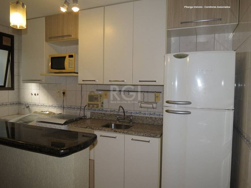 Apartamento à venda com 2 quartos, 81m² - Foto 11