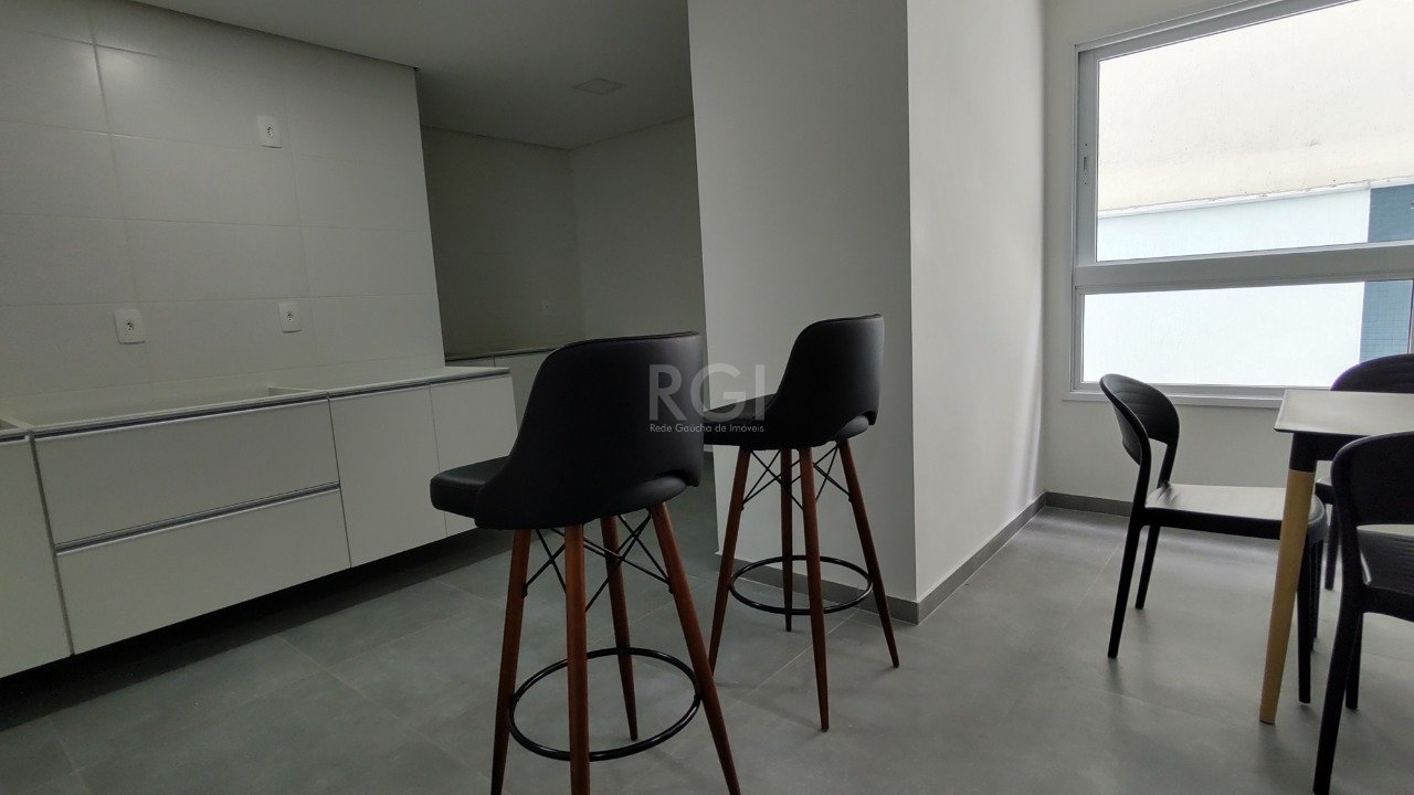 Apartamento à venda com 2 quartos, 62m² - Foto 32