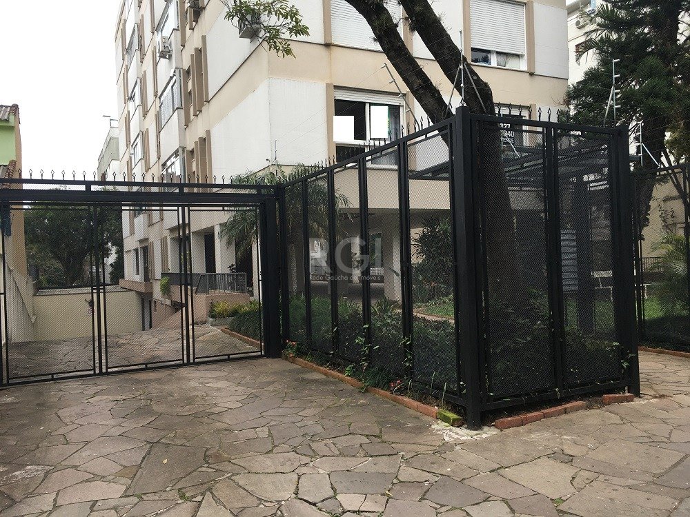 Apartamento à venda com 3 quartos, 128m² - Foto 2