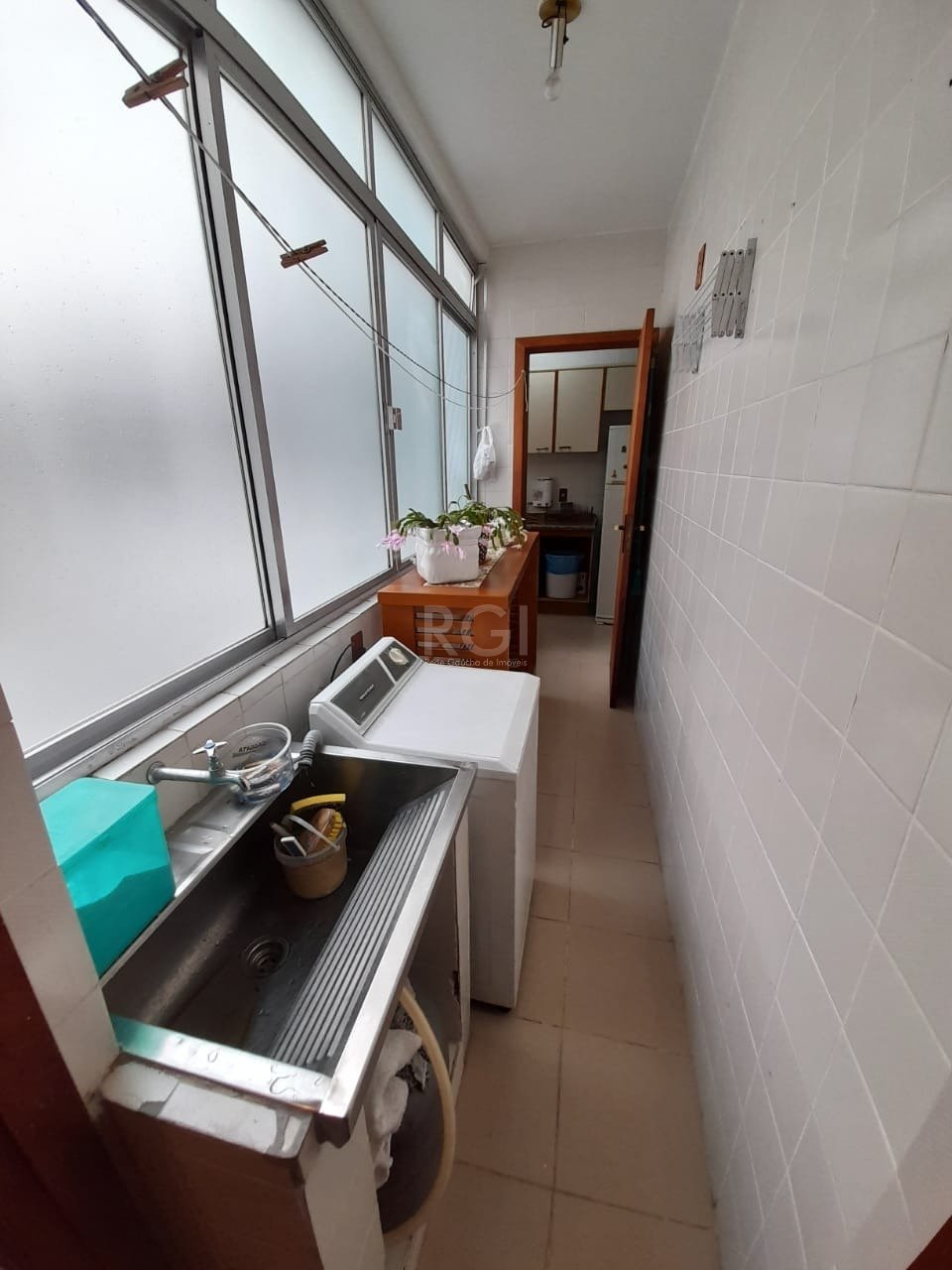 Apartamento à venda com 2 quartos, 76m² - Foto 11