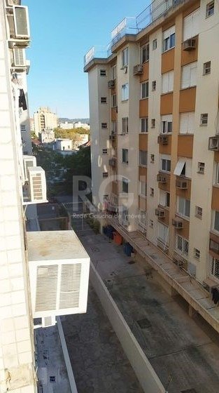 Apartamento à venda com 1 quarto, 42m² - Foto 8