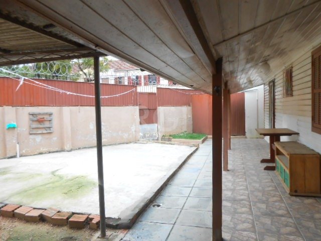 Casa à venda com 2 quartos, 132m² - Foto 11