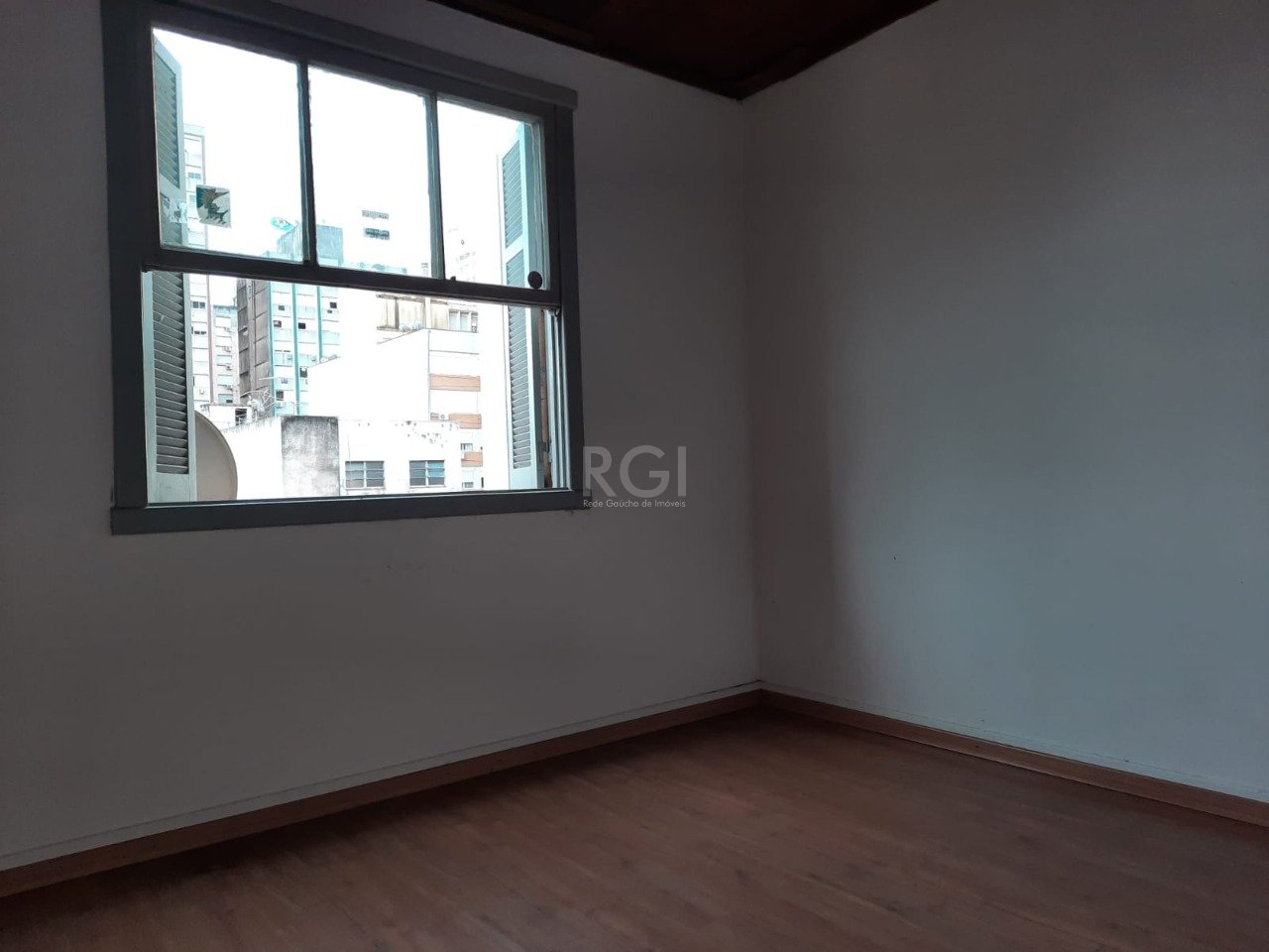 Apartamento à venda com 2 quartos, 60m² - Foto 6