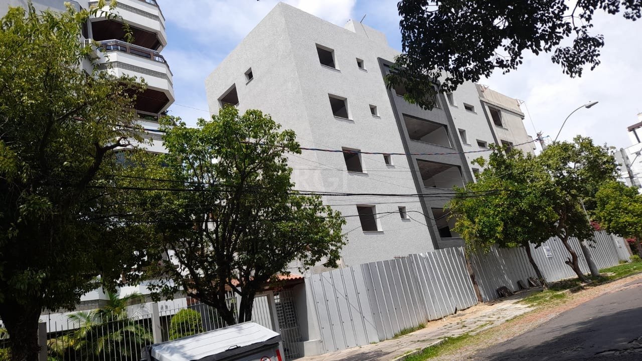 Apartamento à venda com 3 quartos, 81m² - Foto 1