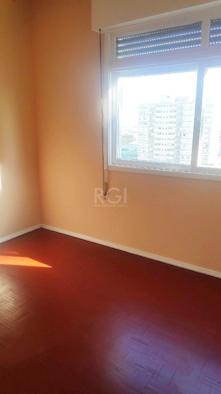 Apartamento à venda com 3 quartos, 151m² - Foto 19