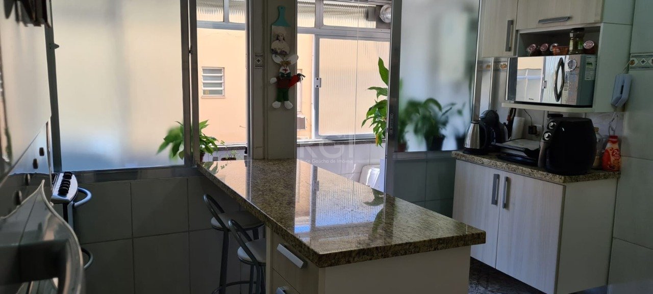 Apartamento à venda com 3 quartos, 85m² - Foto 12