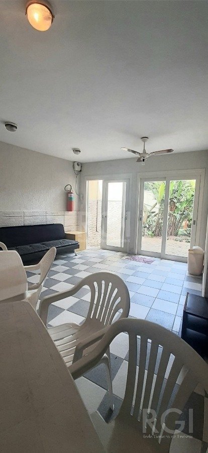 Apartamento à venda com 1 quarto, 42m² - Foto 25