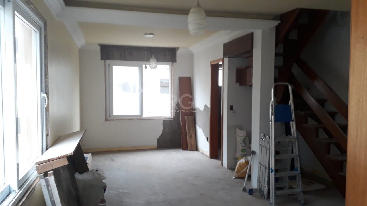 Casa à venda com 2 quartos, 100m² - Foto 11