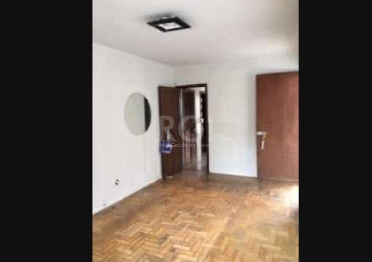 Casa à venda com 2 quartos, 240m² - Foto 2